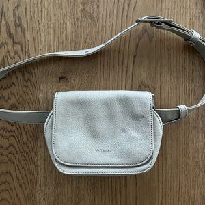 Matt&Nat Belt Bag